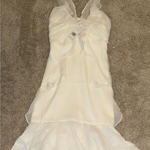 Bebe ALLOVER RUFFLE MINI DRESS bright white